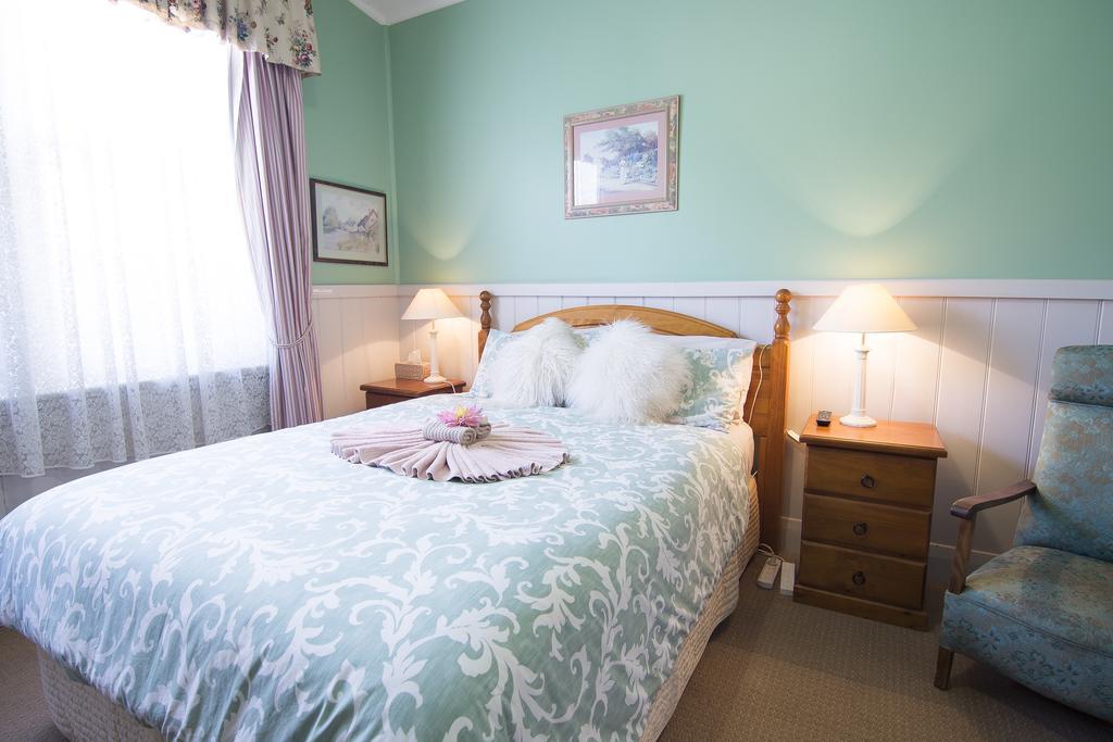 Pammys Palace Bed & Breakfast Mildura Bagian luar foto